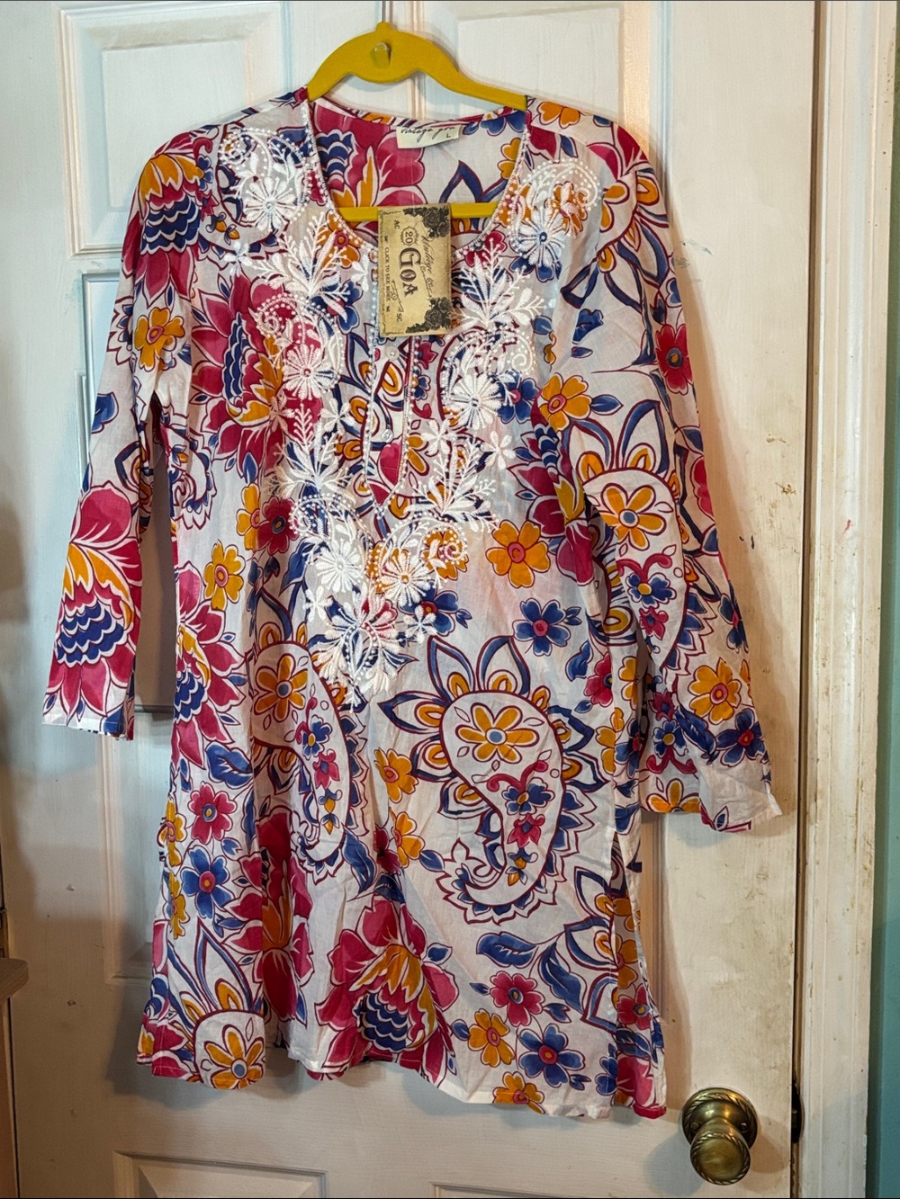 Floral Embroidered Tunic Dress in White, Pink & Yellow Size Large